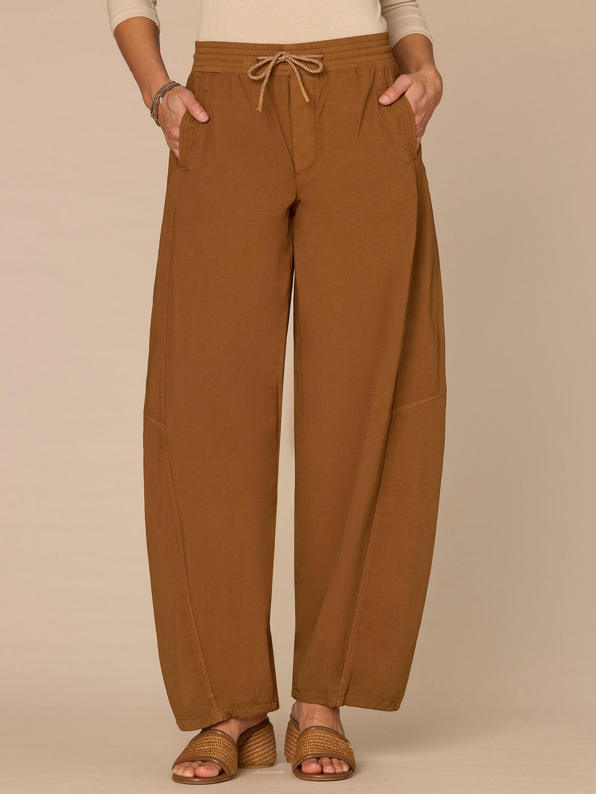 "Ab"leisure Skyrise Cinched Waist Toggle Hem Jogger Pants