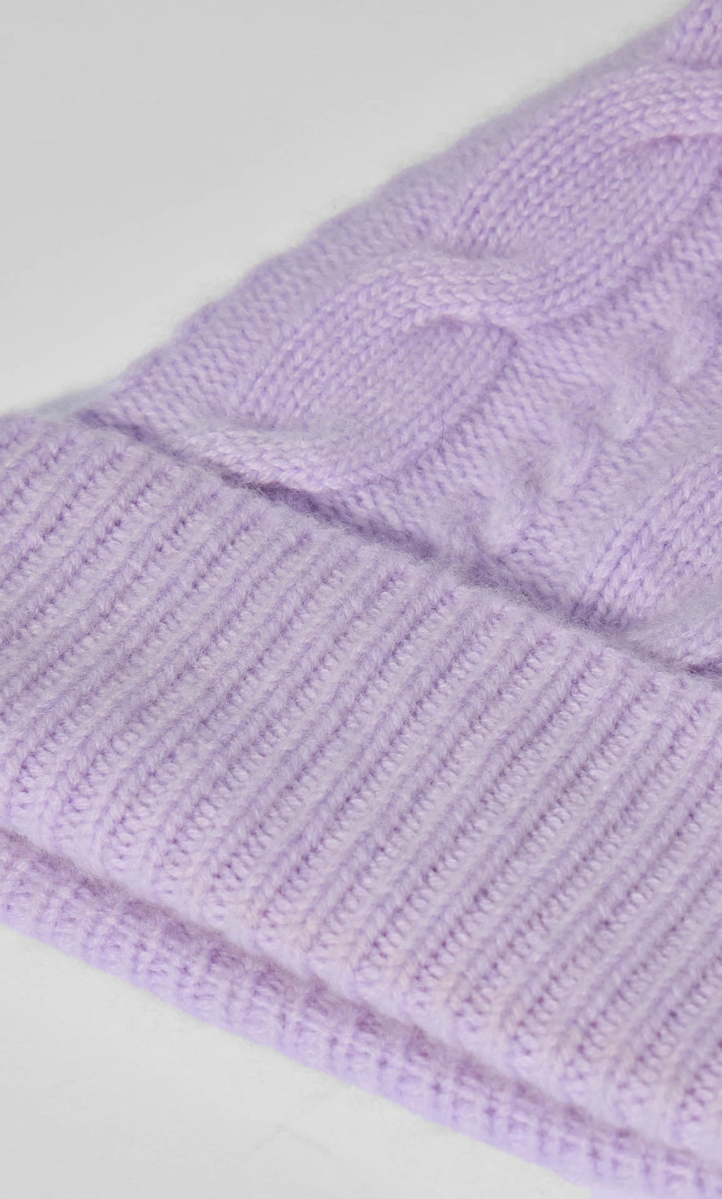 Cable-Knit Cashmere Beanie